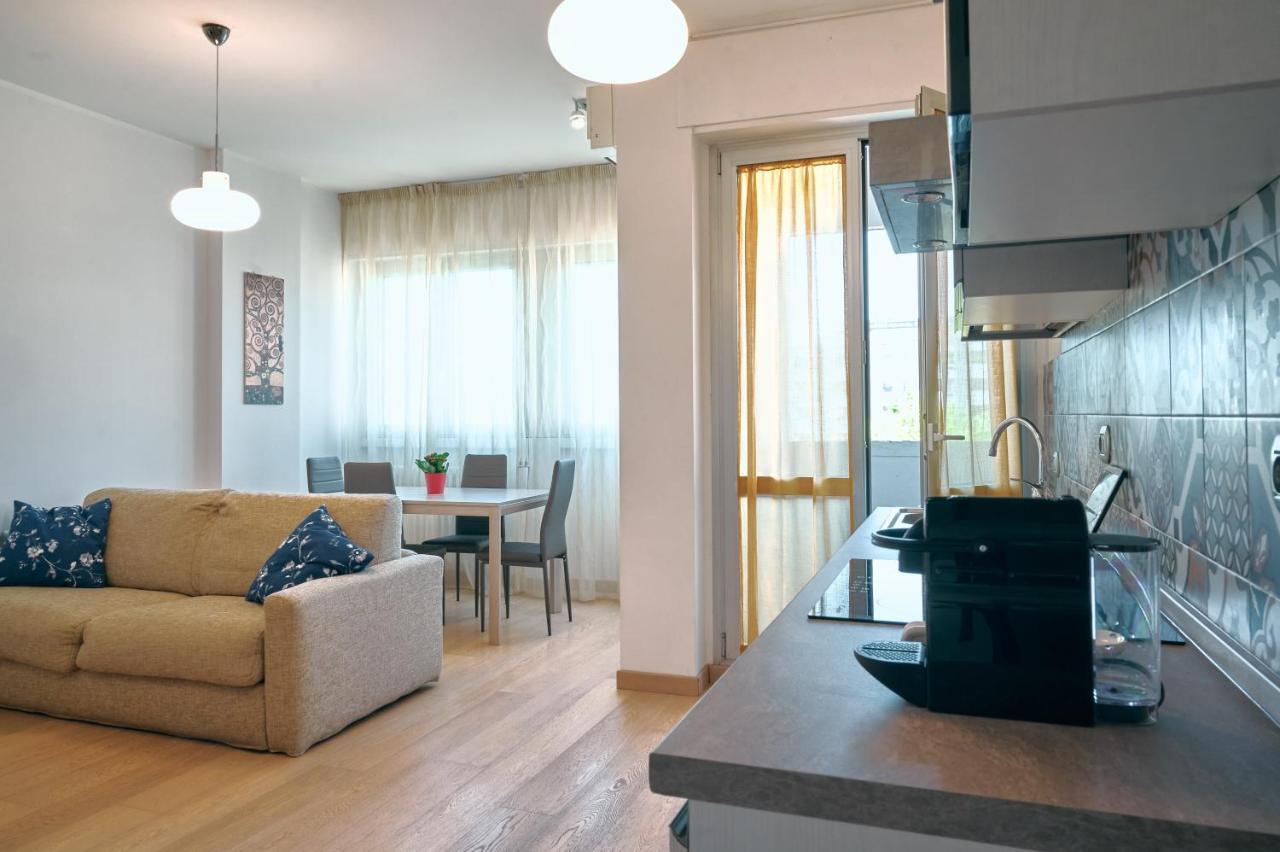 Skyline Apartment Milan Exterior photo